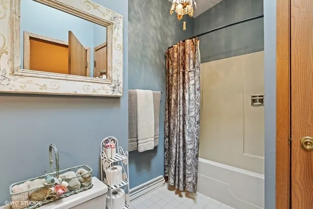 $525,000 | 28855 North Garland Road, Wauconda, IL 60084