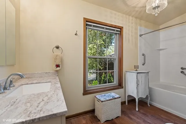 $525,000 | 28855 North Garland Road, Wauconda, IL 60084