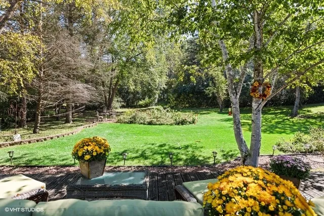 $525,000 | 28855 North Garland Road, Wauconda, IL 60084