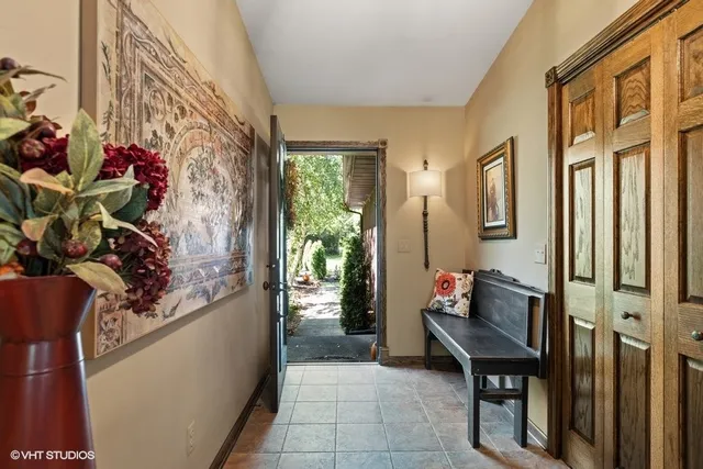 $525,000 | 28855 North Garland Road, Wauconda, IL 60084