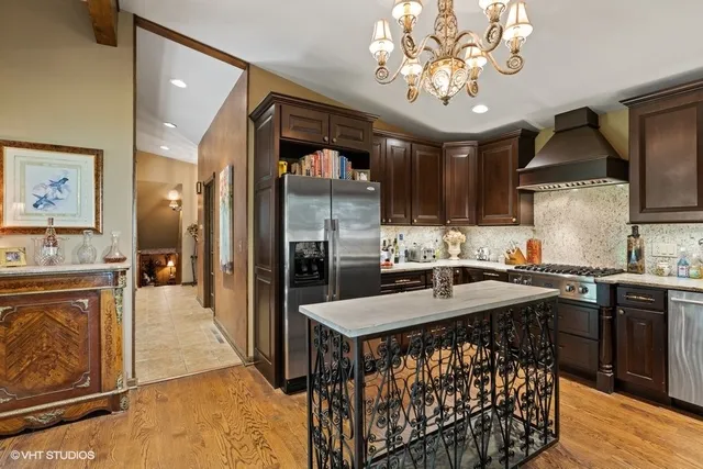 $525,000 | 28855 North Garland Road, Wauconda, IL 60084