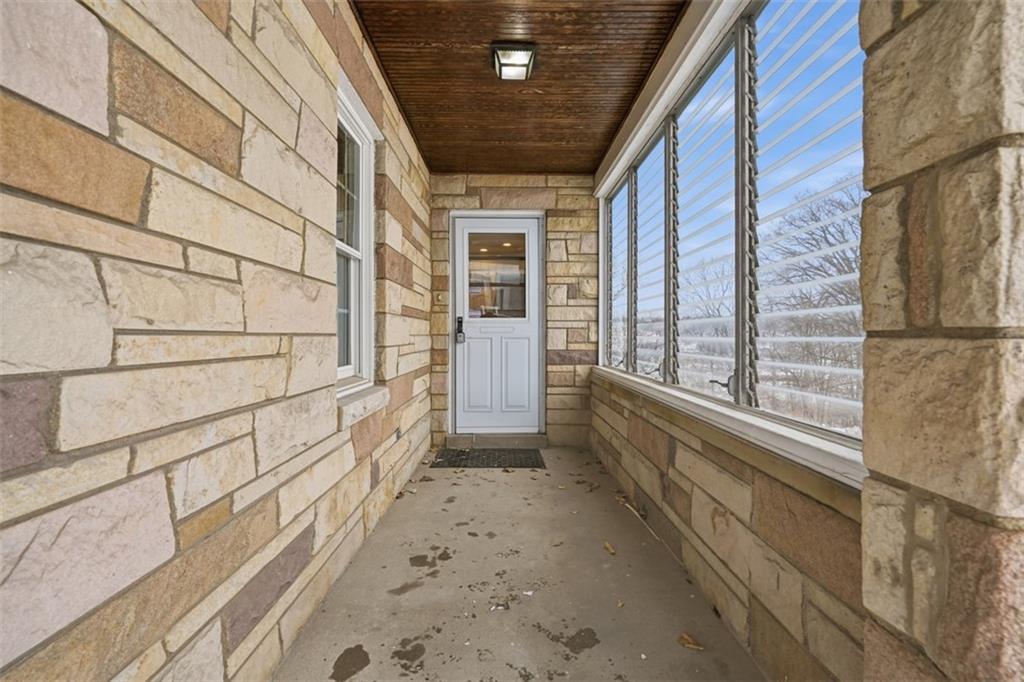 268 Coraopolis Road Coraopolis, PA 15108 - Photo 5 of 50 Here is the side entrance, around the right side of the home that leads into the kitchen. This could be closed in in the future to create a breeze way area for shoes, coats, book bags etc.