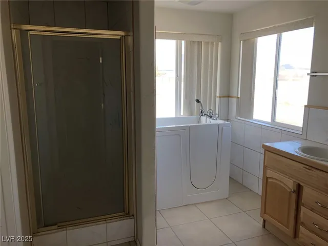 $1,950 | 1951 Jeane Avenue, Pahrump, NV 89048