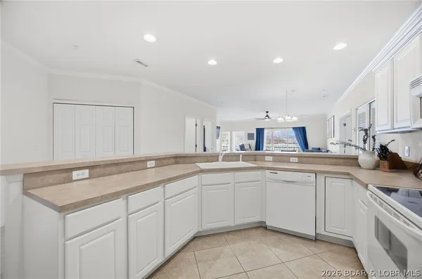 $550,000 | 440 Cedar Heights Drive, Unit 1B, Camdenton, MO 65020