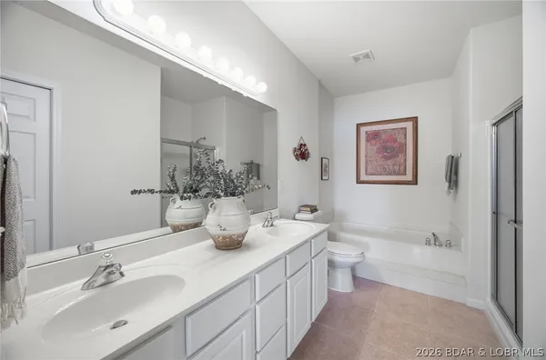 $550,000 | 440 Cedar Heights Drive, Unit 1B, Camdenton, MO 65020