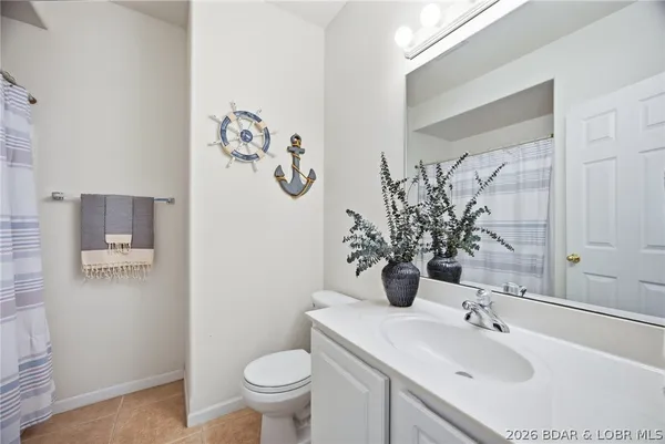 $550,000 | 440 Cedar Heights Drive, Unit 1B, Camdenton, MO 65020