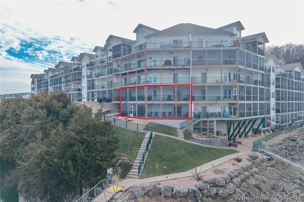 $550,000 | 440 Cedar Heights Drive, Unit 1B, Camdenton, MO 65020