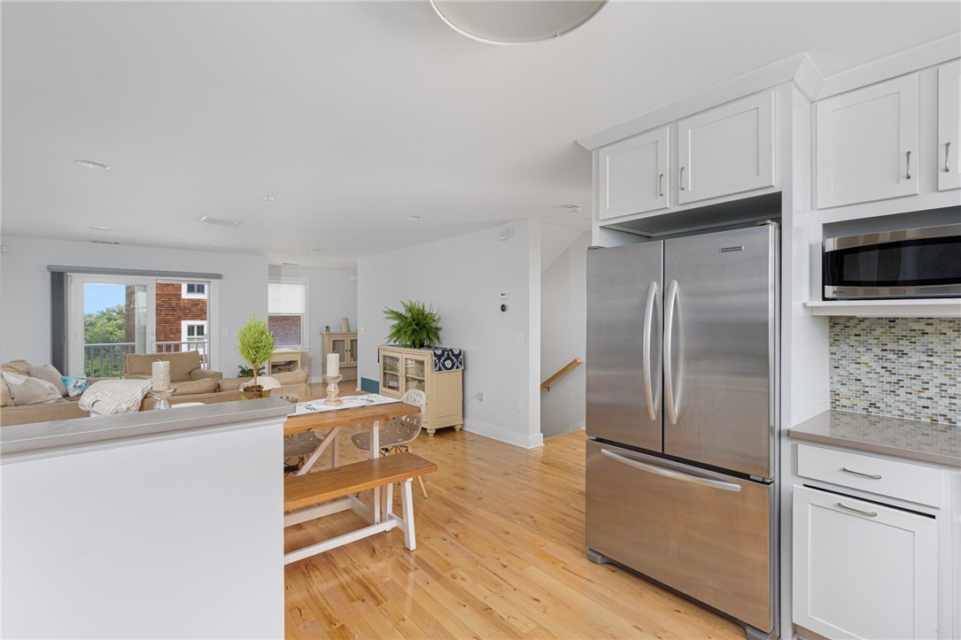 236 Sand Hill Cove Road, Unit B4 Narragansett, RI 02882 - Photo 13 of 38