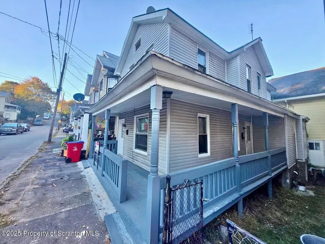 $145,000 | 93 Washington Street, Carbondale, PA 18407