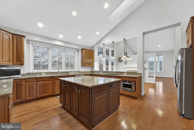 $1,799,000 | 35047 Snickersville Turnpike, Round Hill, VA 20141