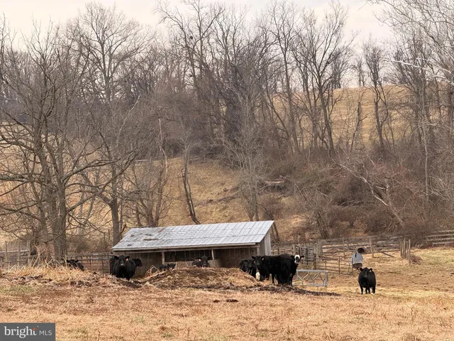 $1,799,000 | 35047 Snickersville Turnpike, Round Hill, VA 20141