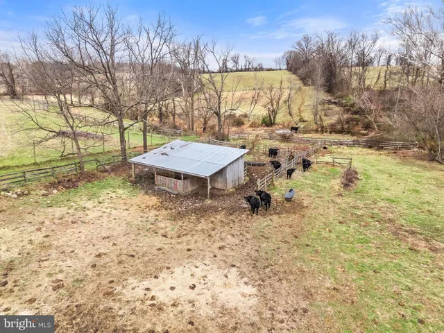 $1,799,000 | 35047 Snickersville Turnpike, Round Hill, VA 20141