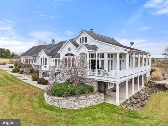 $1,799,000 | 35047 Snickersville Turnpike, Round Hill, VA 20141