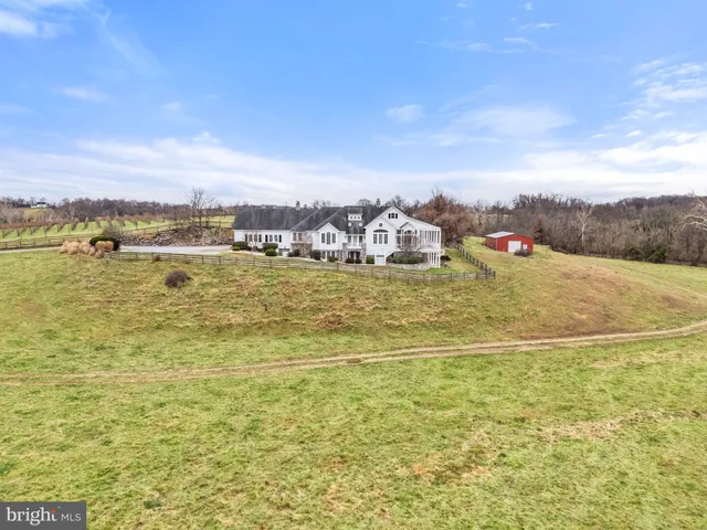 $1,799,000 | 35047 Snickersville Turnpike, Round Hill, VA 20141
