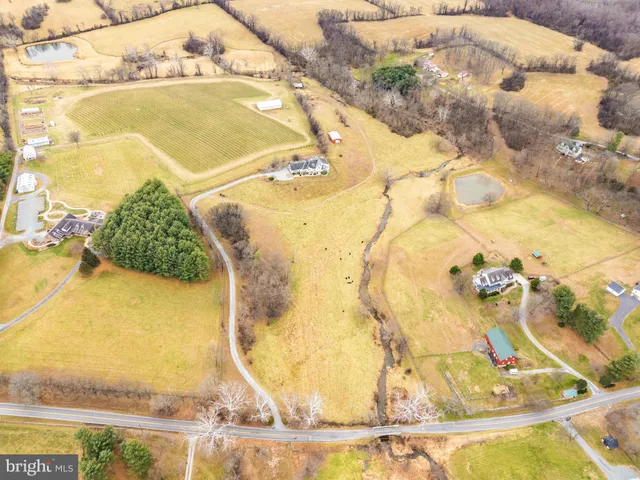 $1,799,000 | 35047 Snickersville Turnpike, Round Hill, VA 20141