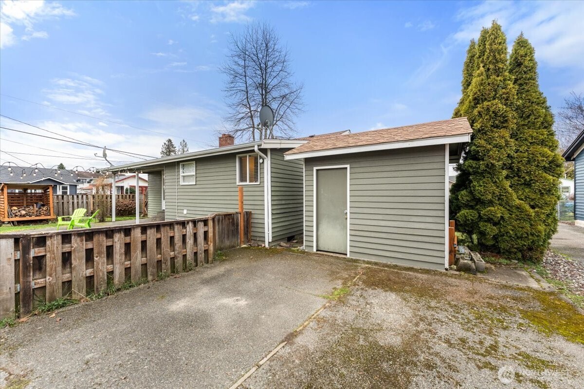 1101 Wells Street Enumclaw, WA 98022 - Photo 30 of 39