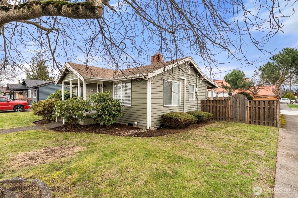 1101 Wells Street Enumclaw, WA 98022 - Photo 35 of 39