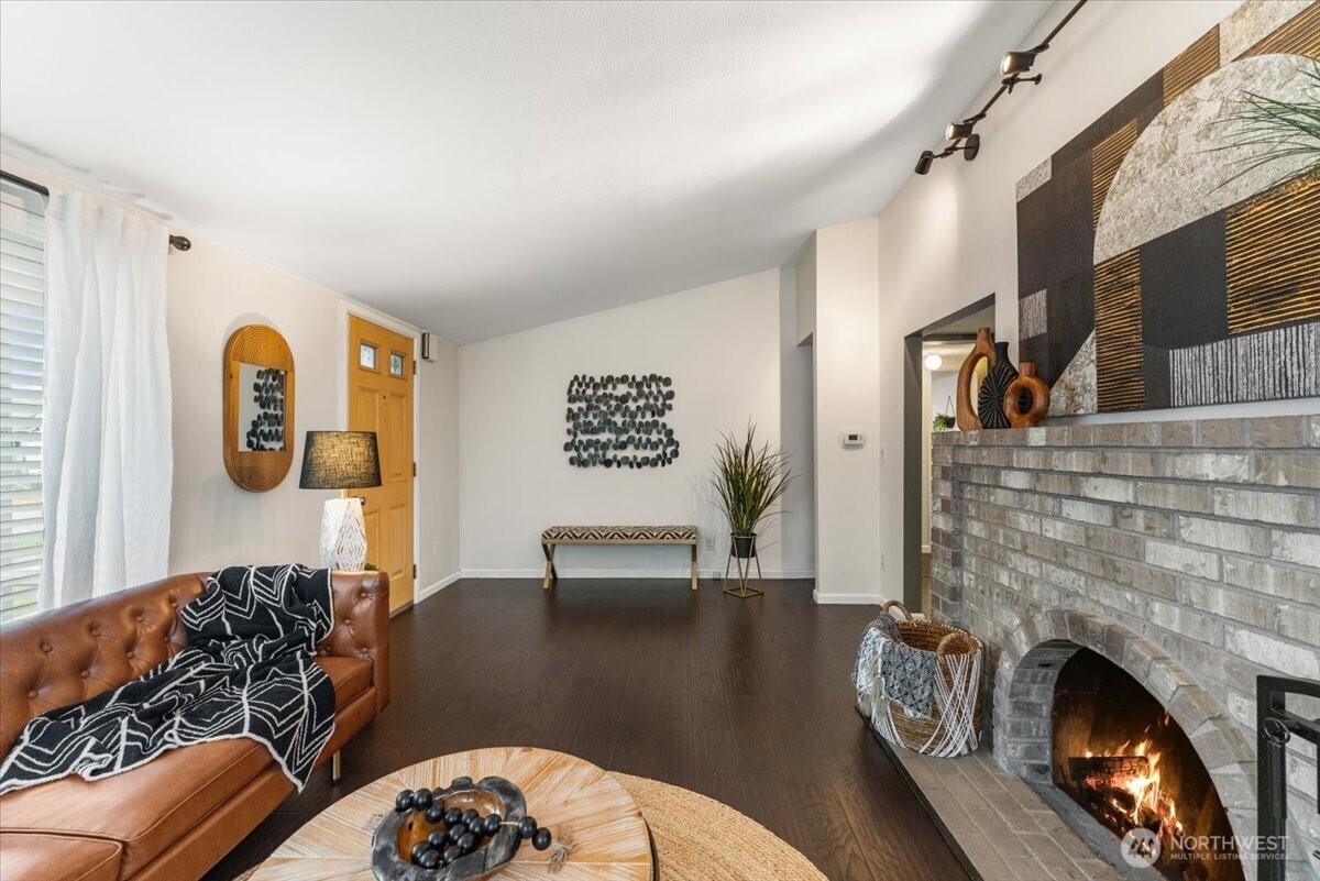 1101 Wells Street Enumclaw, WA 98022 - Photo 7 of 39