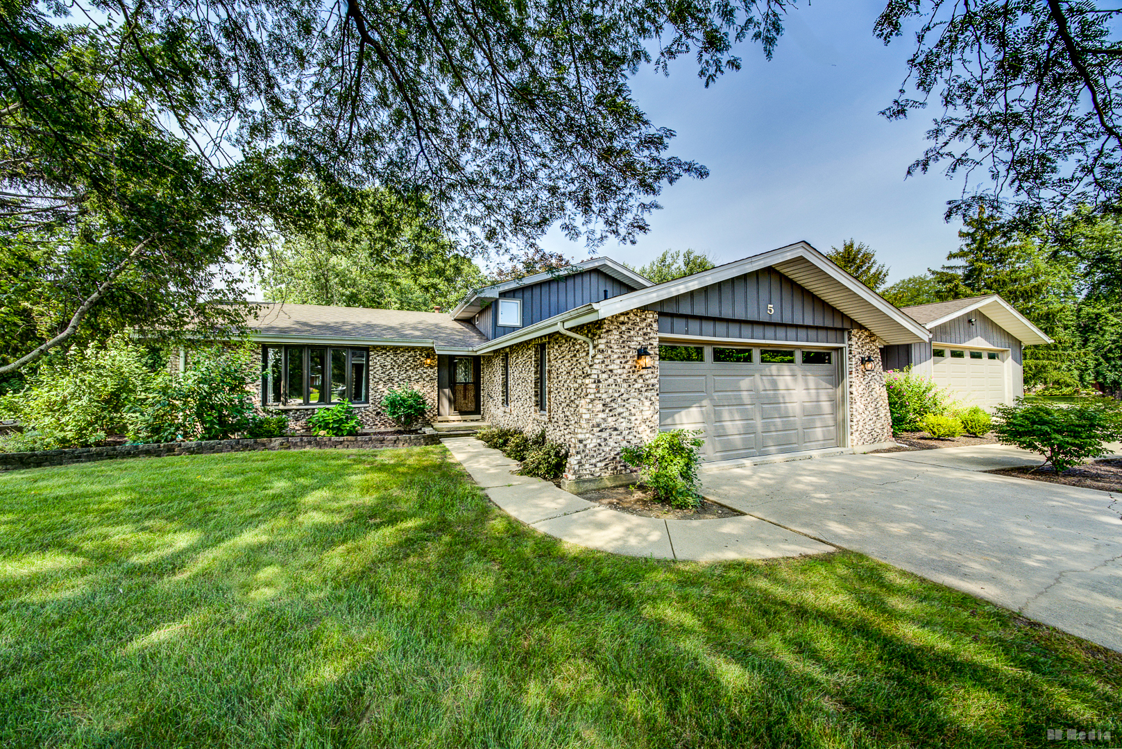 5 Nelson Road New Lenox, IL 60451 - Photo 2 of 39 Gallery Image 2