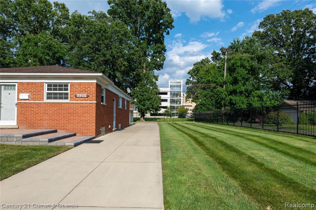 3302 Harvard Road Royal Oak, MI 48073 - Photo 20 of 24