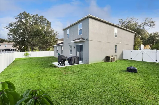 $415,000 | 287 Fallen Oak Court, Eustis, FL 32736