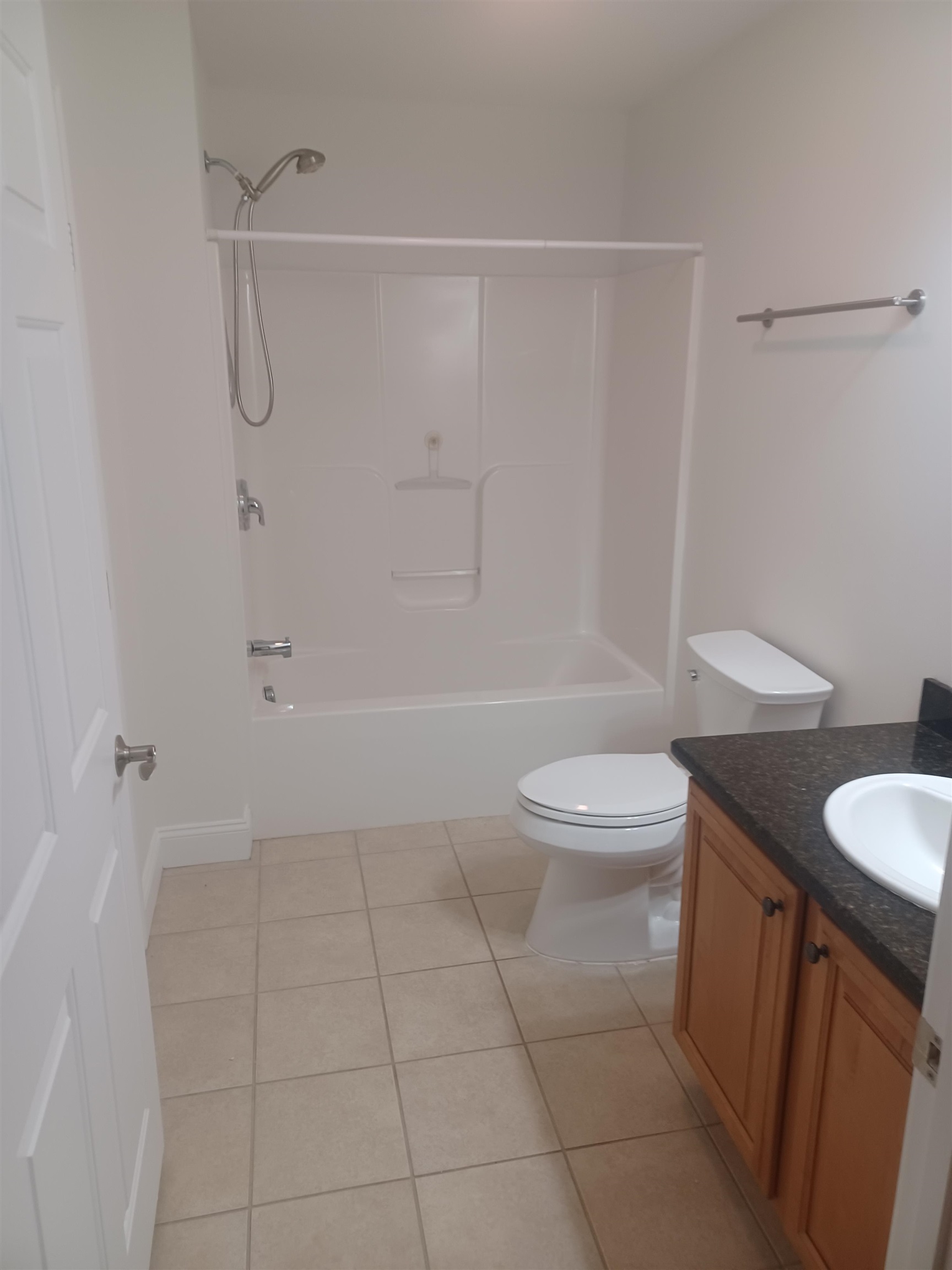 6-204 Stearns Lane Merrimack, NH 03054 - Photo 9 of 14