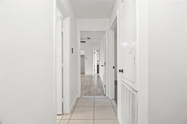 $1,995 | 7027 Tara Drive, Richmond, TX 77469