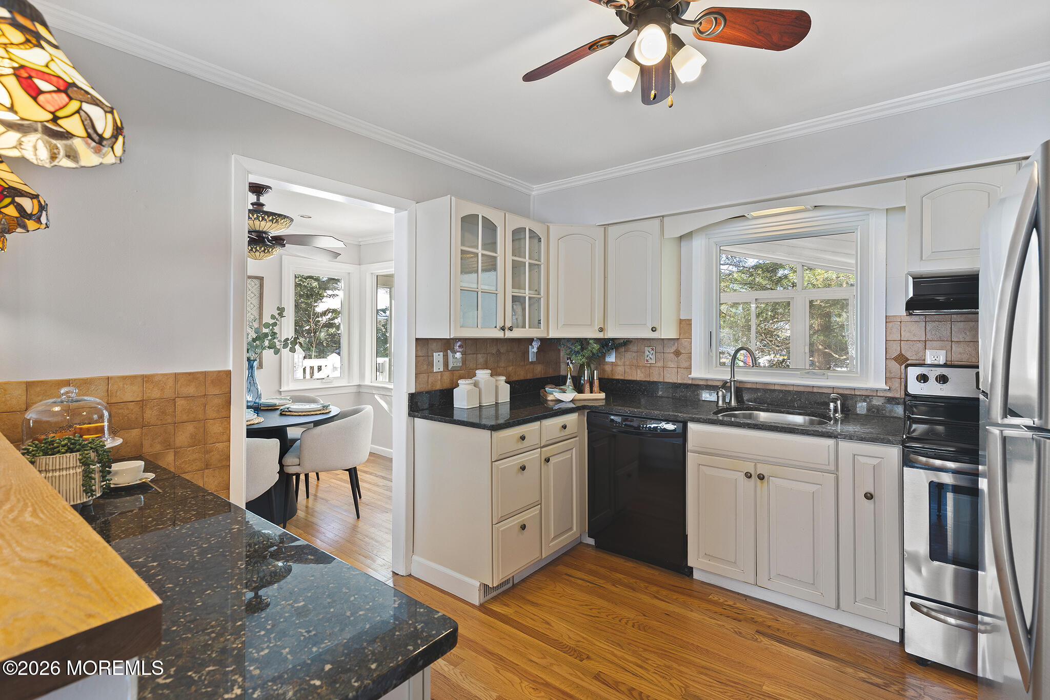 2005 Nassau Drive Spring Lake, NJ 07762 - Photo 7 of 41 Updated Kitchen