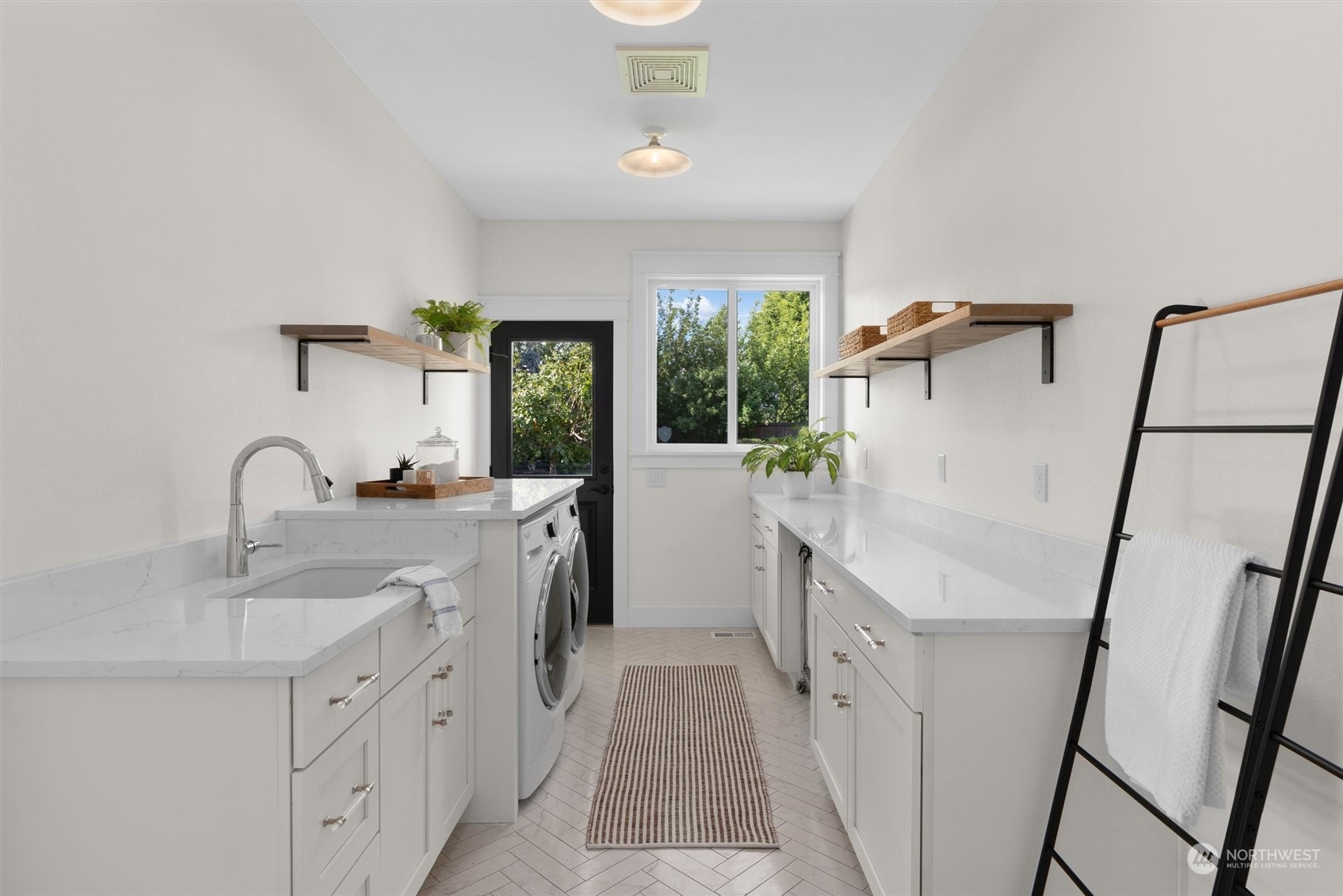 1509 242nd Street Southeast Bothell, WA 98021 - Photo 18 of 40