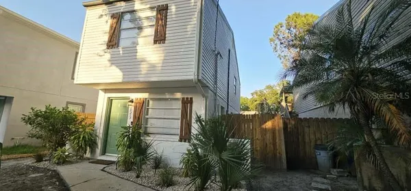 $2,200 | 10213 North Ojus Drive, Tampa, FL 33617