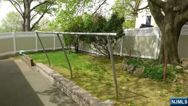 $3,850 | 469 Westview Avenue, Englewood, NJ 07631