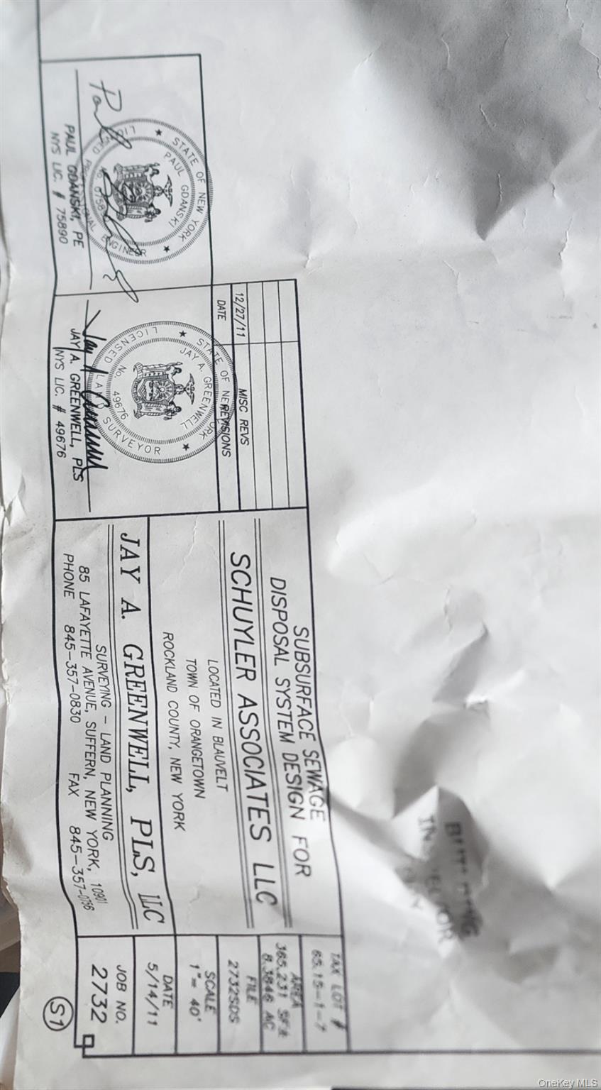 41 Schuyler Road Blauvelt, NY 10913 - Photo 6 of 6 a view of a book shop