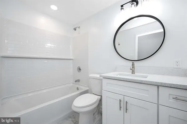 $1,875 | 13 South Black Horse Pike, Unit 1B, Mount Ephraim, NJ 08059