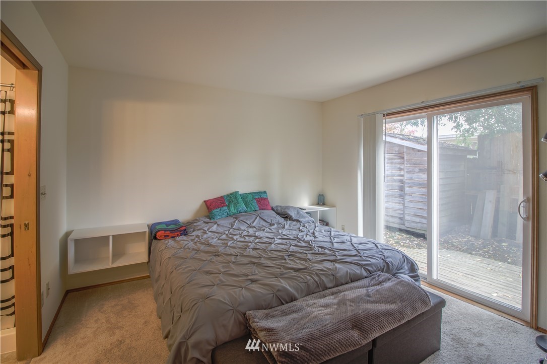 17828 Jordan Street Southwest Rochester, WA 98579 - Photo 7 of 15