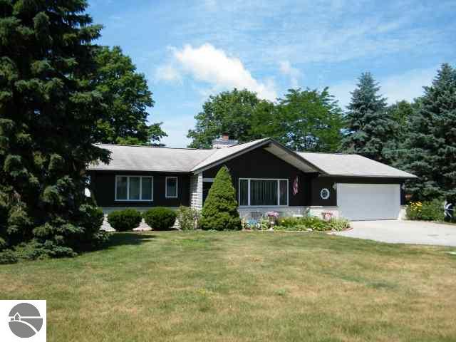 5864 Schweigen Road Bellaire, MI 49615 - Photo 4 of 25 1737740-3.JPG