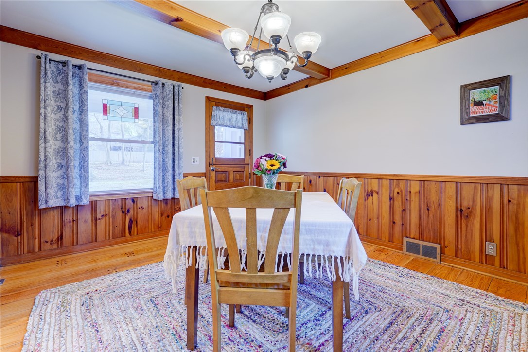 330 Kreag Road Perinton, NY 14534 - Photo 11 of 47