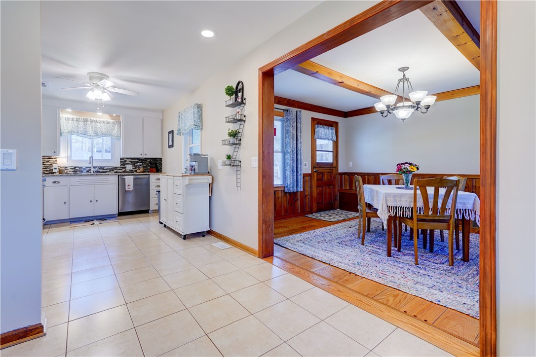 330 Kreag Road Perinton, NY 14534 - Photo 14 of 47