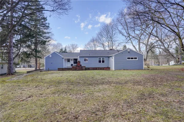 $389,900 | 330 Kreag Road, Perinton, NY 14534