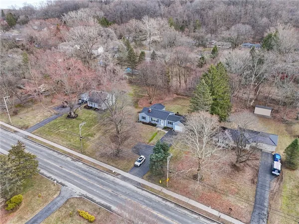 $389,900 | 330 Kreag Road, Perinton, NY 14534