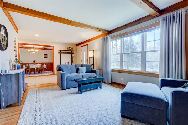 $389,900 | 330 Kreag Road, Perinton, NY 14534