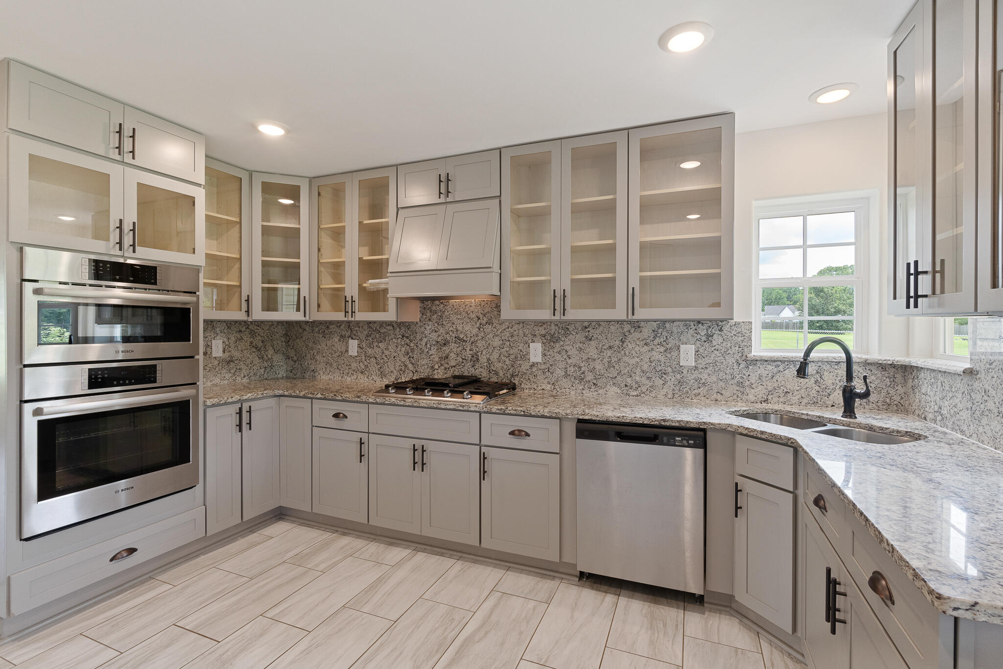 11 Summerfield Court Trenton, SC 29847 - Photo 2 of 49 SummerfieldCt-17