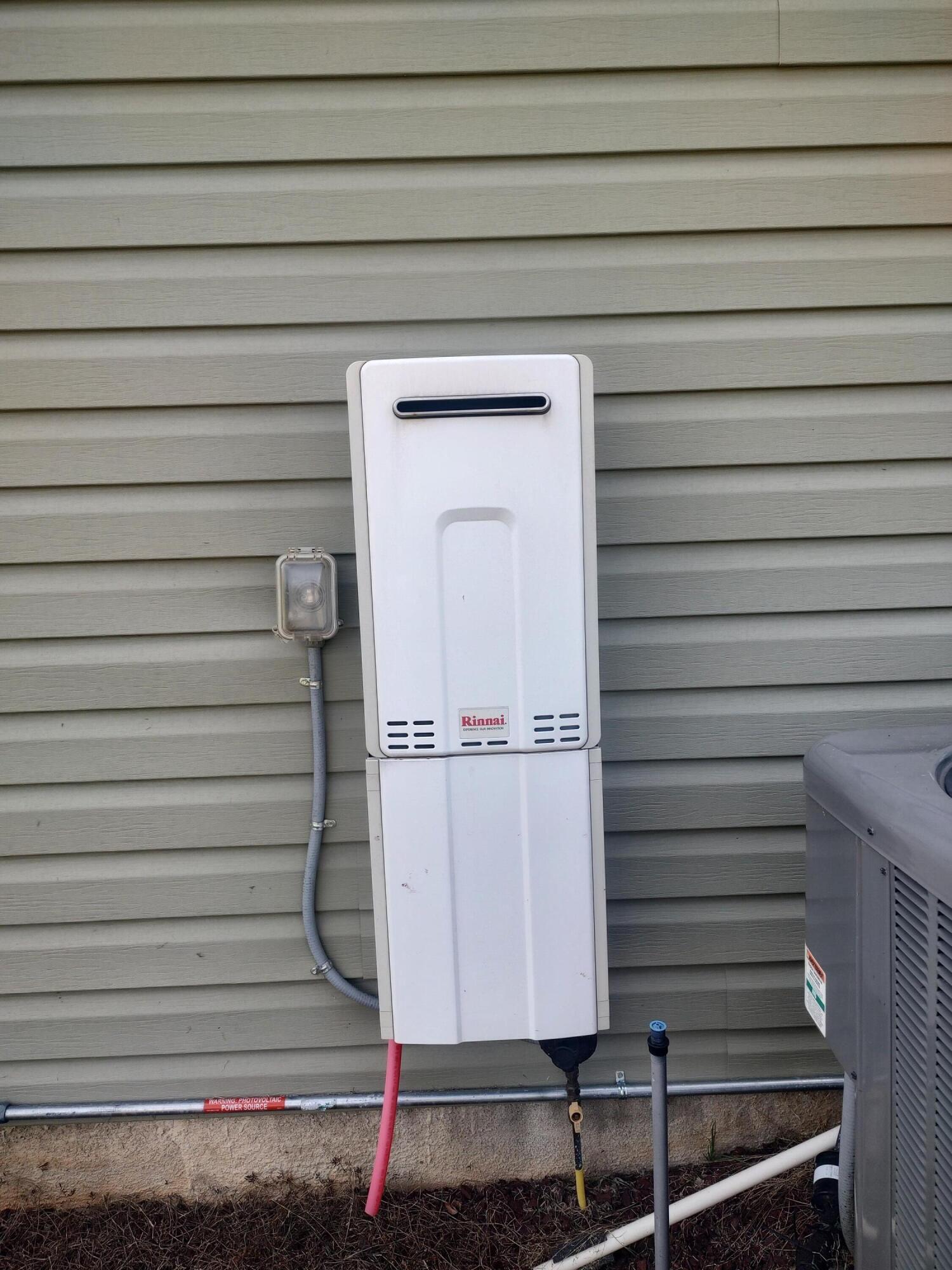 11 Summerfield Court Trenton, SC 29847 - Photo 47 of 49 on demand hot water