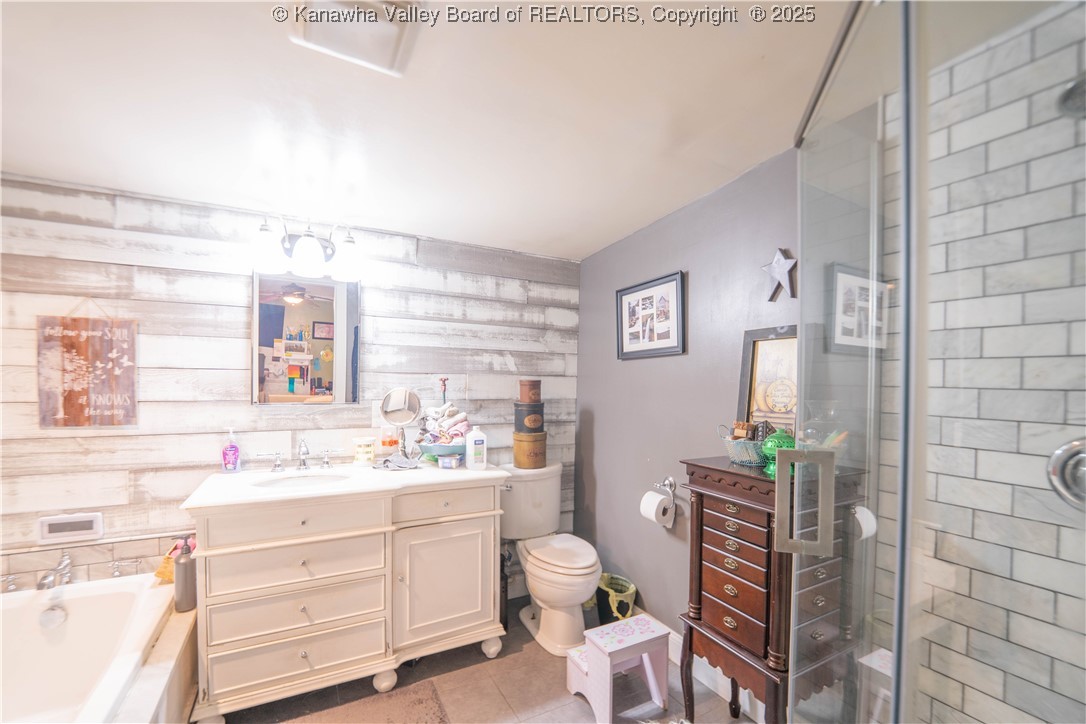 10178 Derricks Creek Road Charleston, WV 25320 - Photo 20 of 42 Gallery Image 20