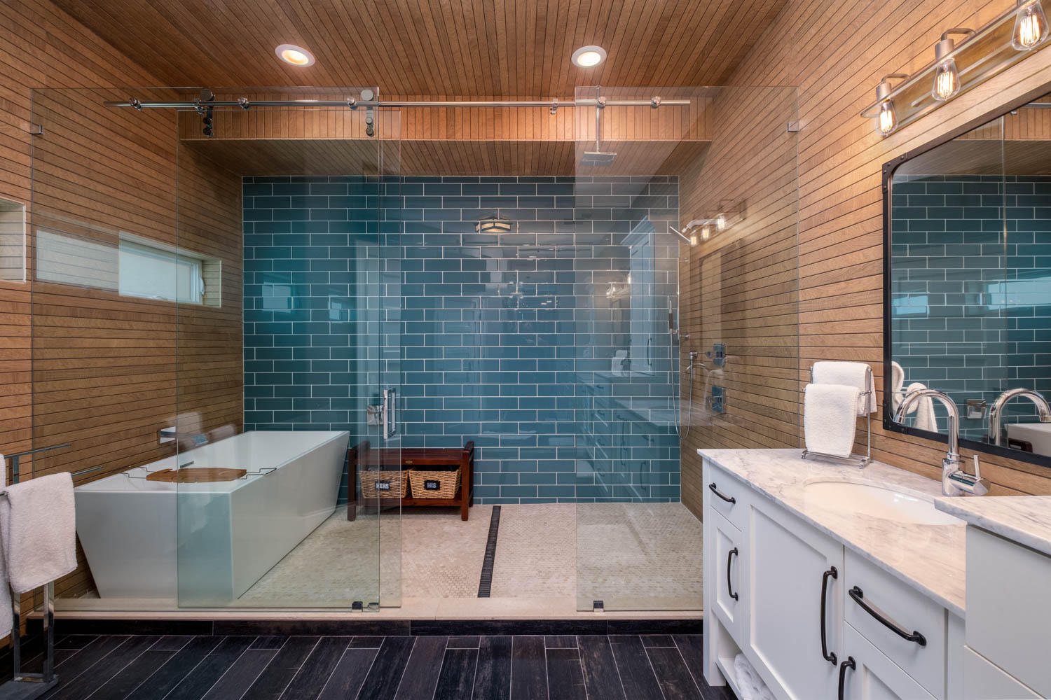 122 Spoonbill Road Tavernier, FL 33070 - Photo 19 of 63 Master Bathroom