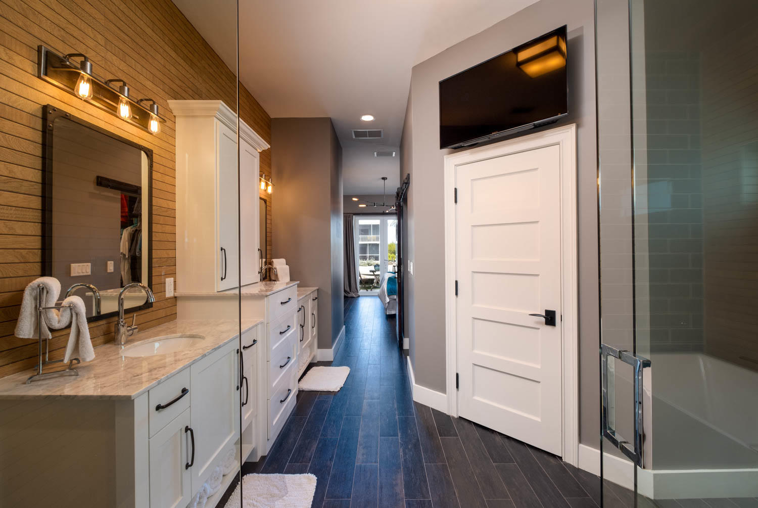 122 Spoonbill Road Tavernier, FL 33070 - Photo 20 of 63 Master Bathroom
