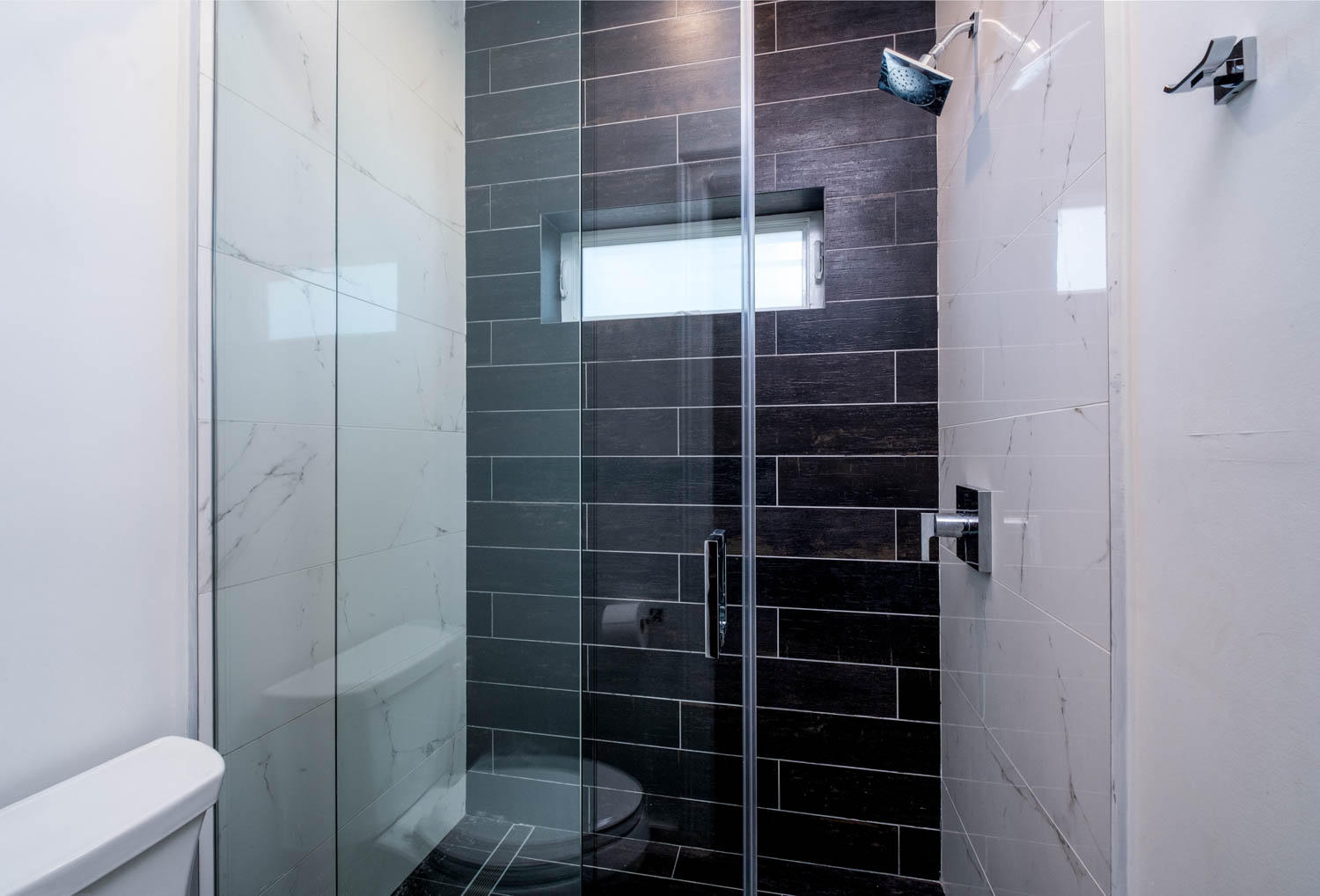 122 Spoonbill Road Tavernier, FL 33070 - Photo 28 of 63 Guest Bathroom