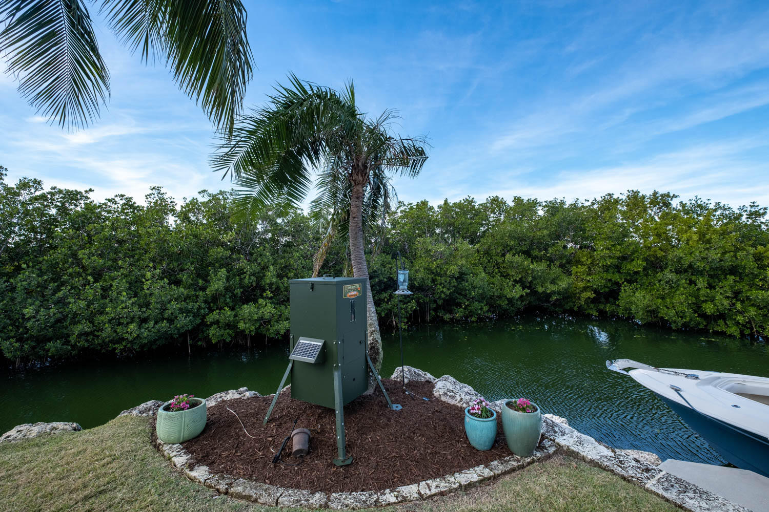 122 Spoonbill Road Tavernier, FL 33070 - Photo 43 of 63 No One Across From You
