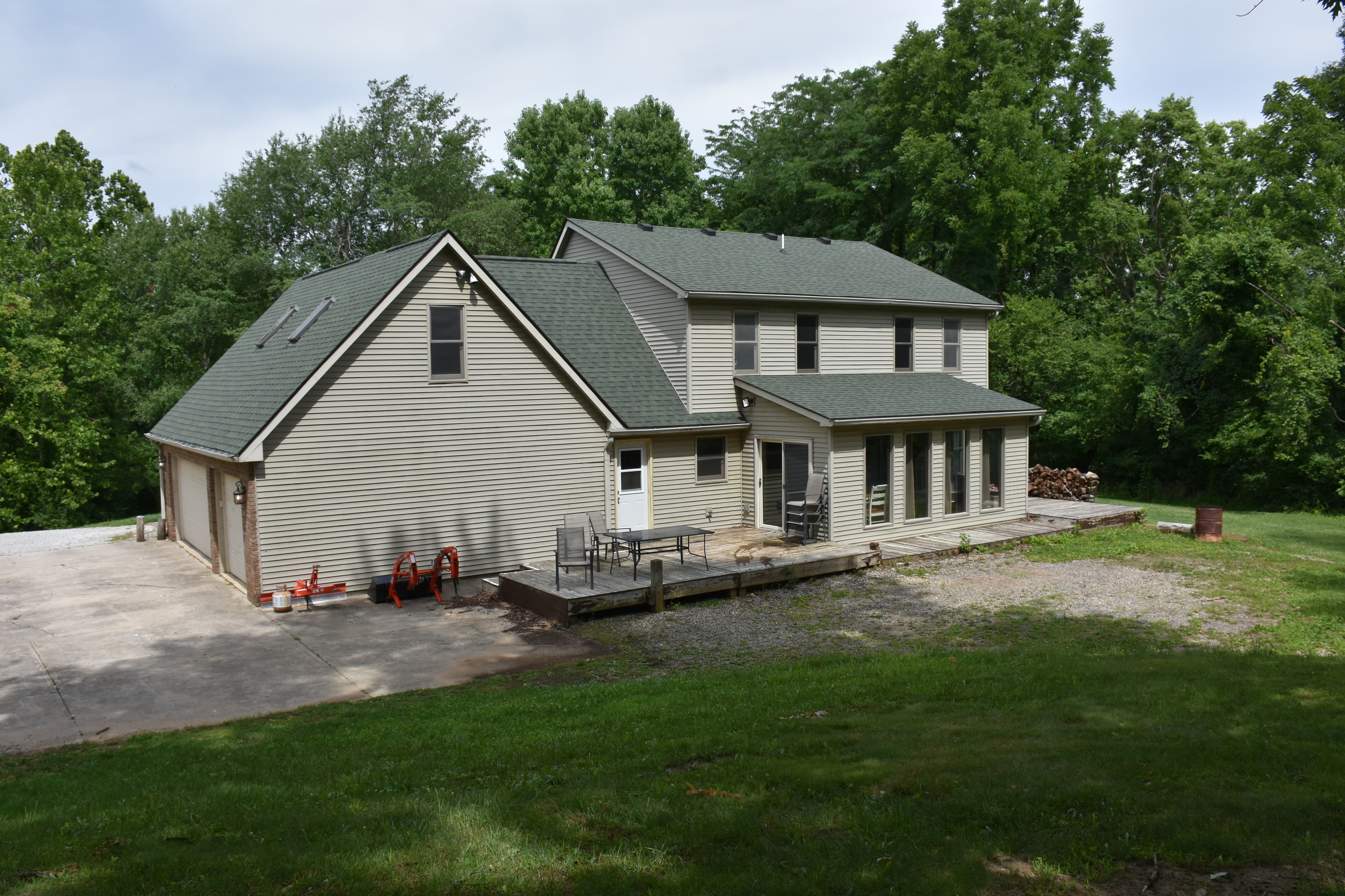 1469 Blue Bluff Road Martinsville, IN 46151 - Photo 3 of 71