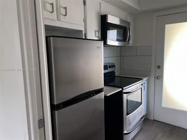 $1,650 | 1350 East Sample Road, Unit 306, Pompano Beach, FL 33064