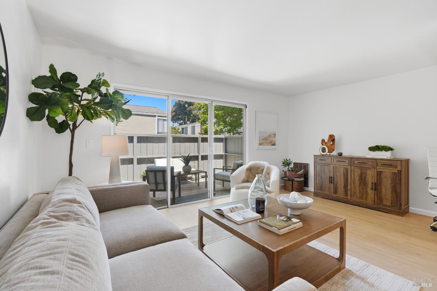 900 Southampton Road, Unit 29 Benicia, CA 94510 - Photo 21 of 54